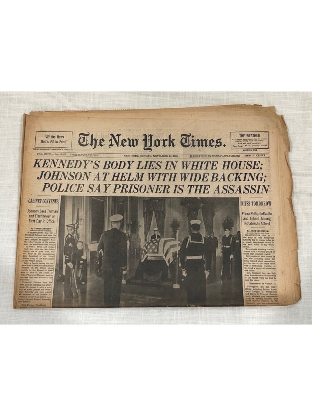 New York Times Kennedys Body Lies In White House 11/24/1963 Edition